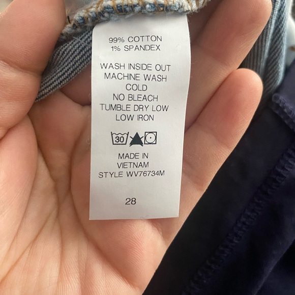 Washed out blue maternity jeans - Picture 1 of 3